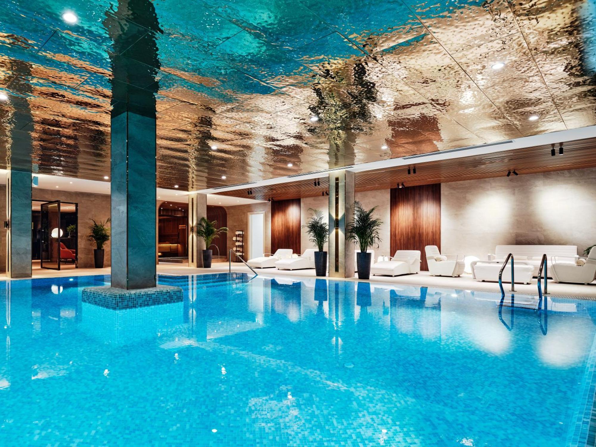 Отель Crowne Plaza Tashkent By Ihg Экстерьер фото