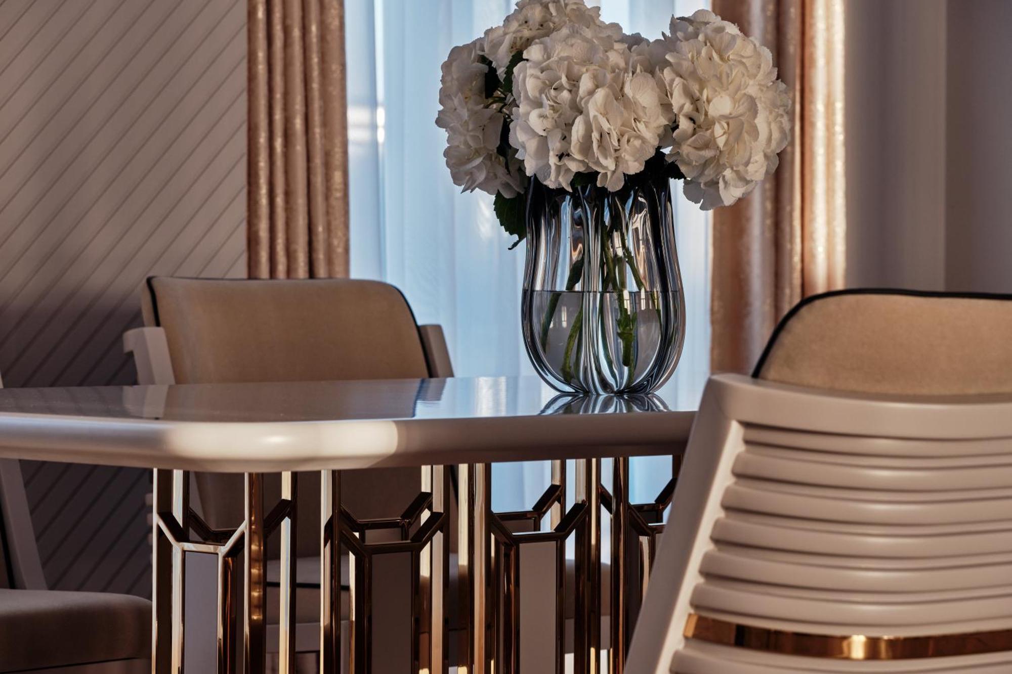Отель Crowne Plaza Tashkent By Ihg Экстерьер фото